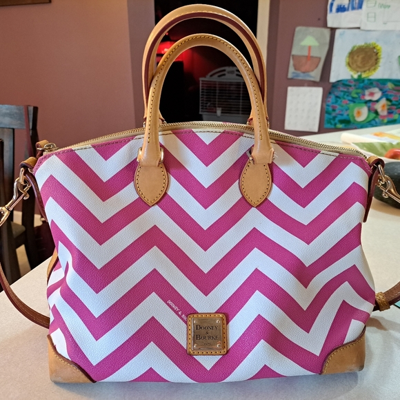 Downey & Bourke Chevron Purse - Picture 3 of 3